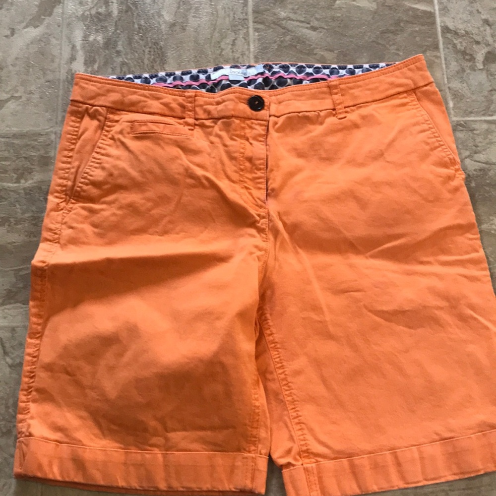 Orange to the knee shorts!
